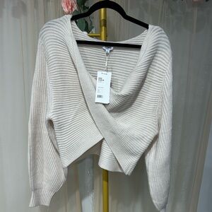 525 America Cream V-Neck Sweater